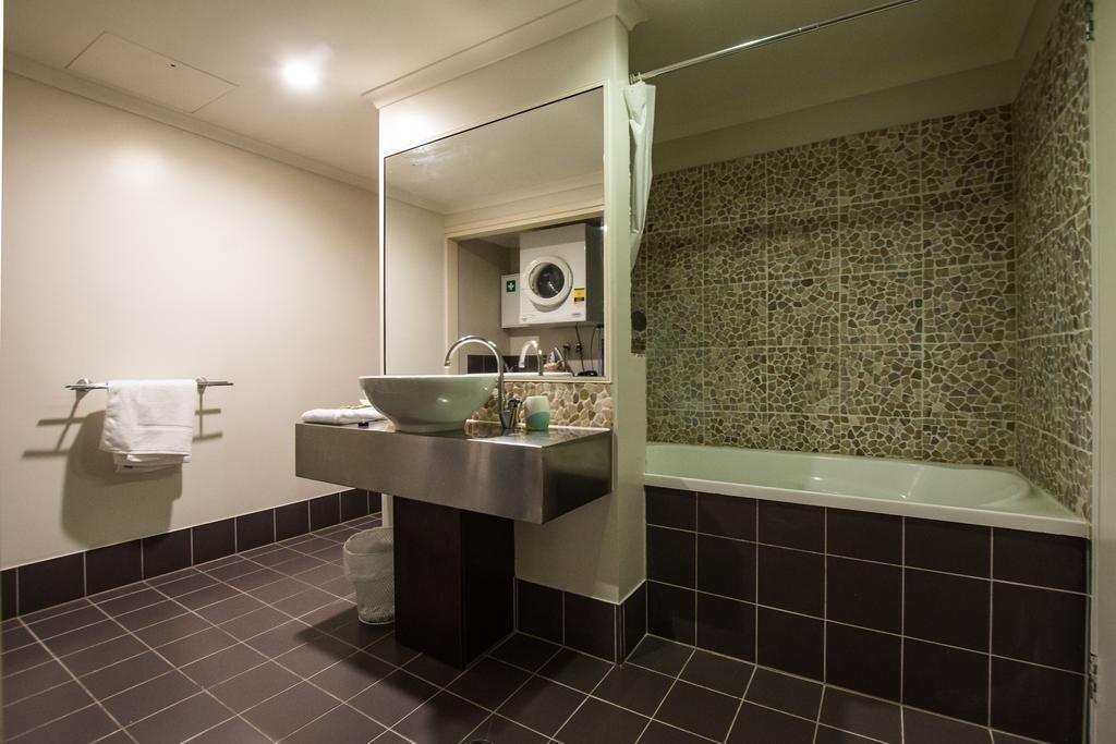 Mango Lagoon Resort & Wellness Spa Palm Cove Exterior foto